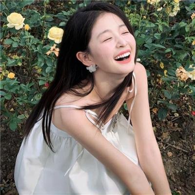 驼背人与舞女